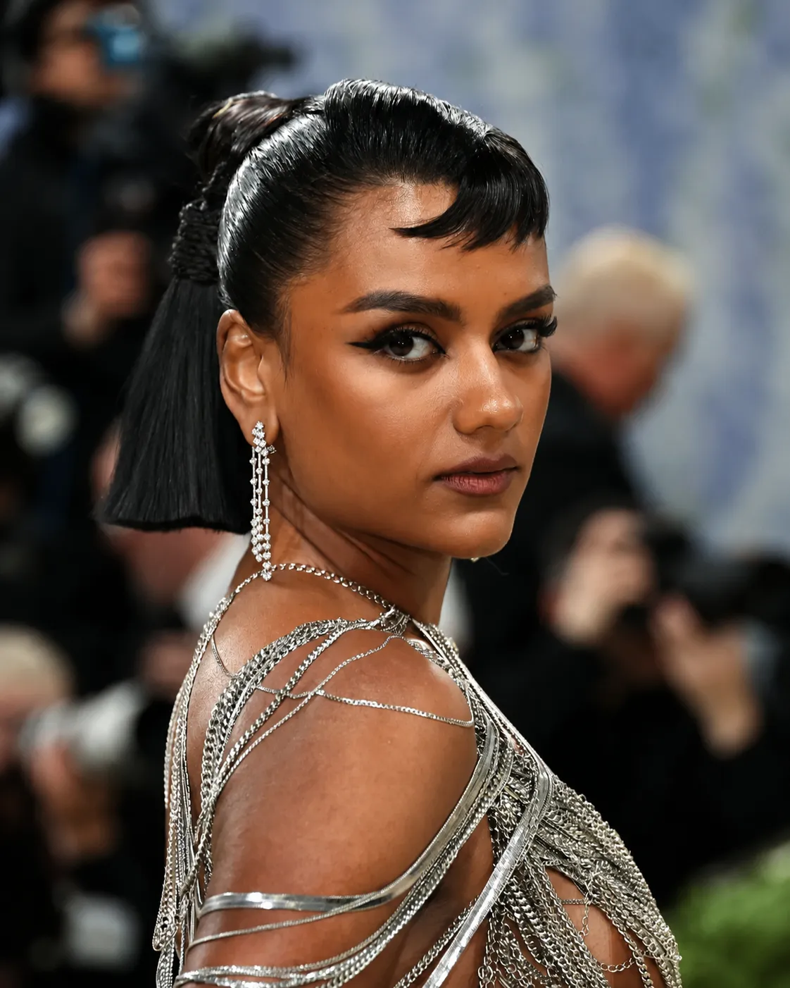 Hepburn bang Simone Ashley at the 2026 Met Gala