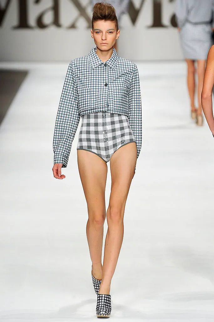 How Gingham Fabric Is Used in Fashion 13