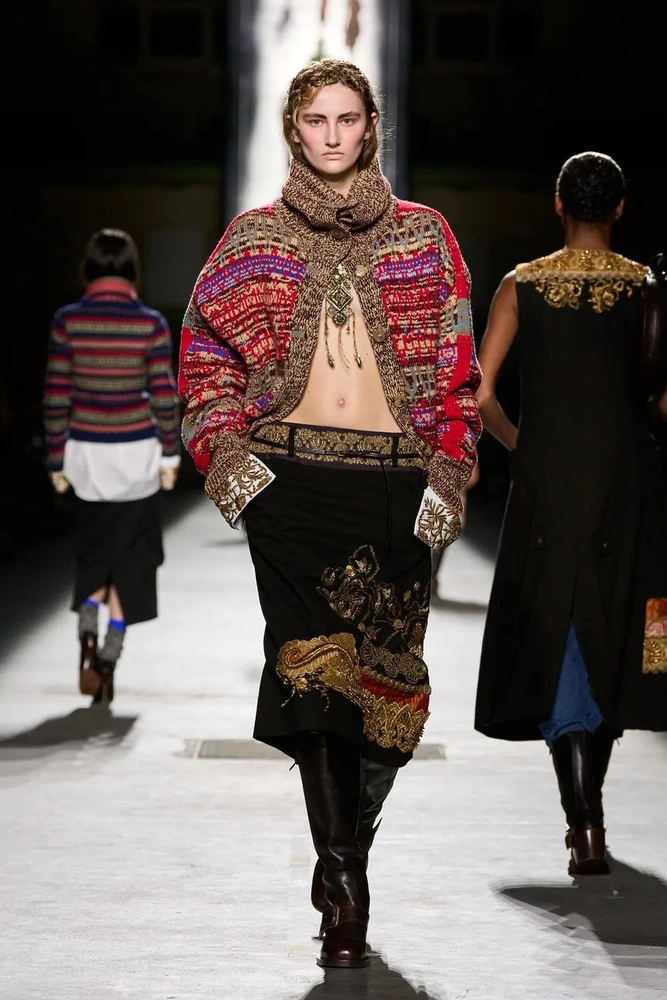 Boho Is Blowing Back Into Fall 2026 15