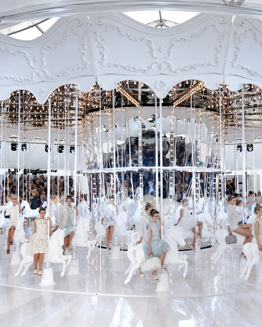 Marc Jacobs 10