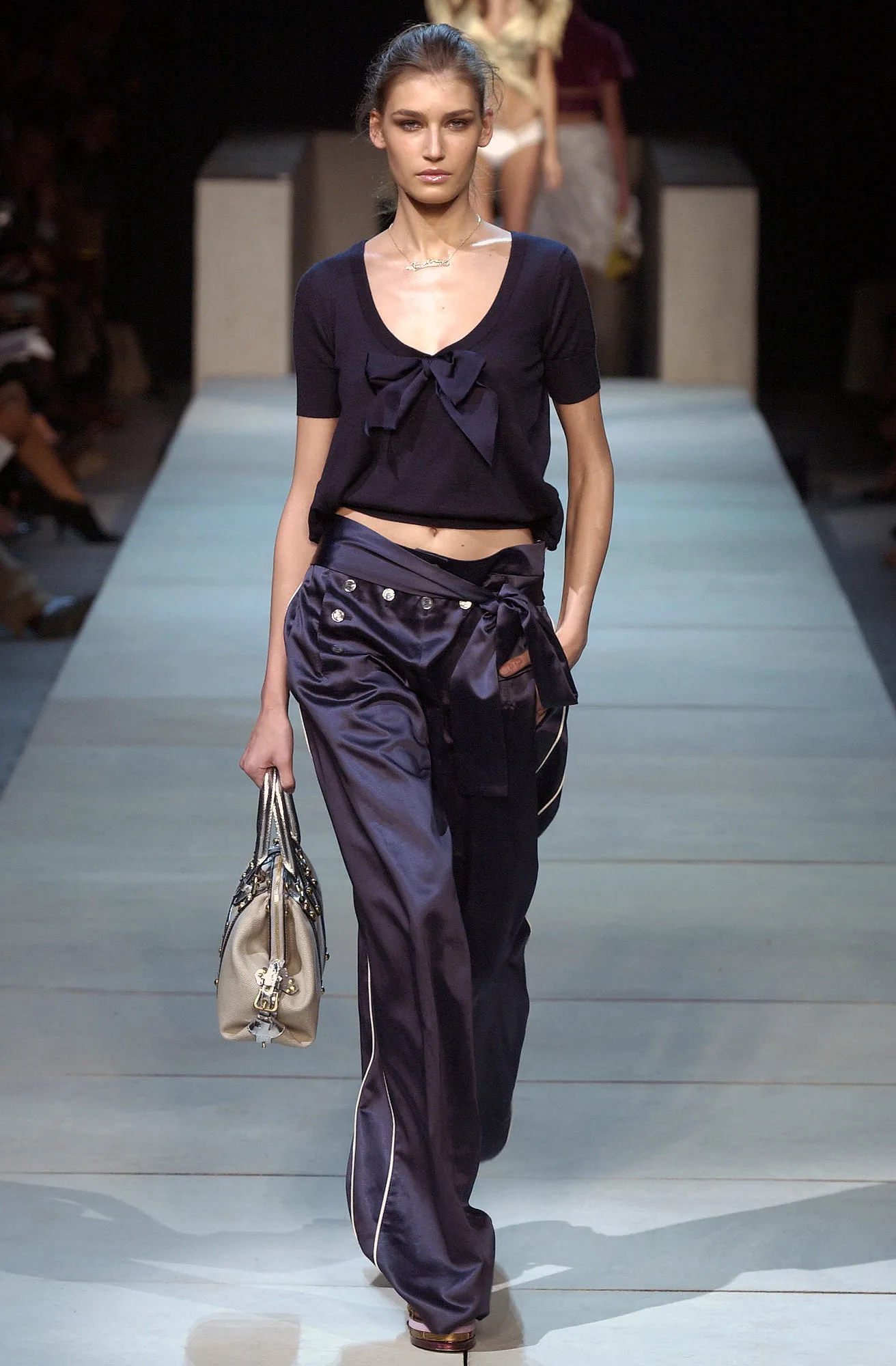 Marc Jacobs b