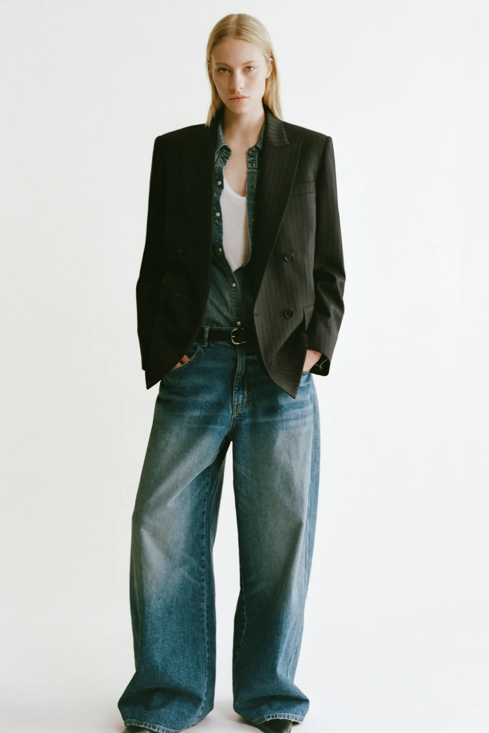 wide-leg pants a