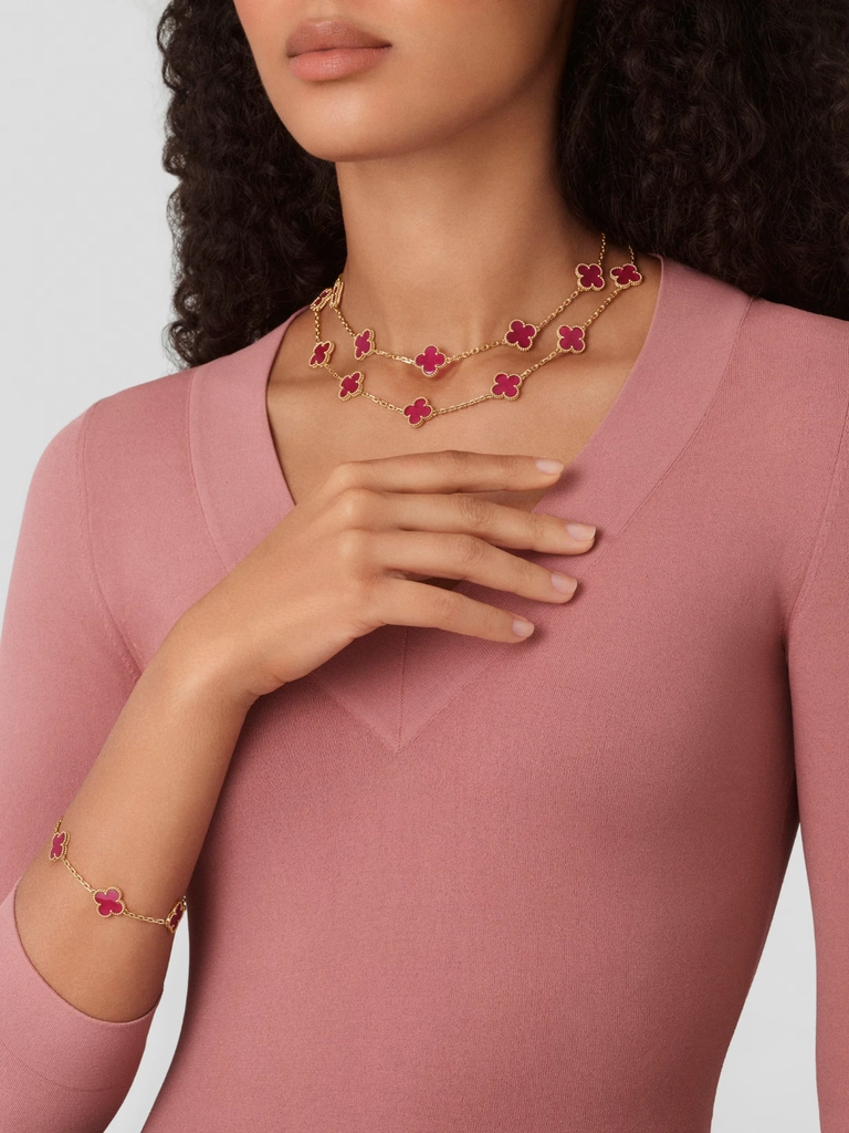 the best luxury jewelry for everyday