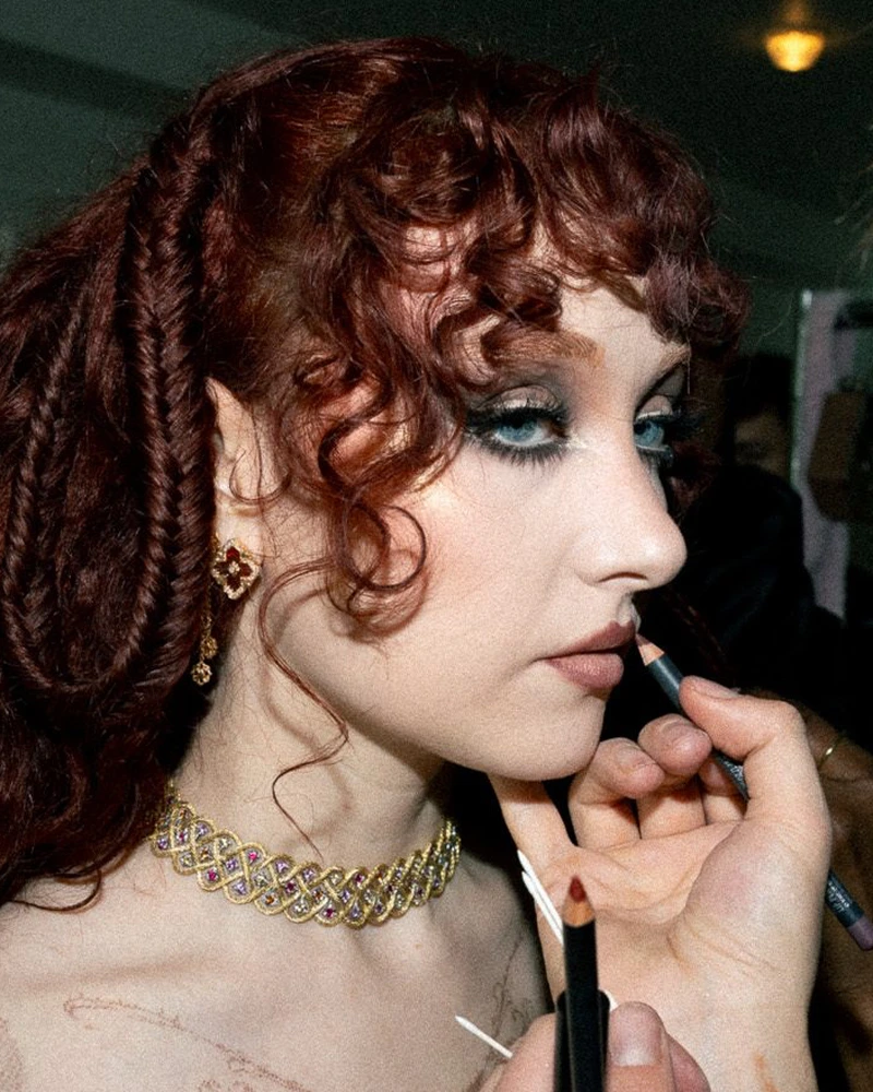 Burgundy Lipstick Is Drinking Red Wine This Fall 3
