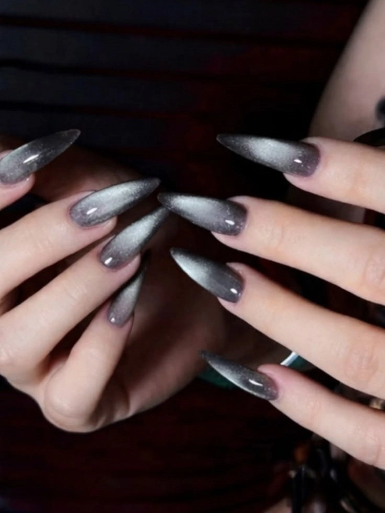 Cat-Eye Nails Had a Life Before TikTok Found Them 1
