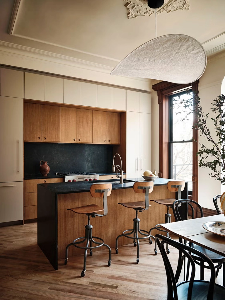 Ceramic tiles kitchen design