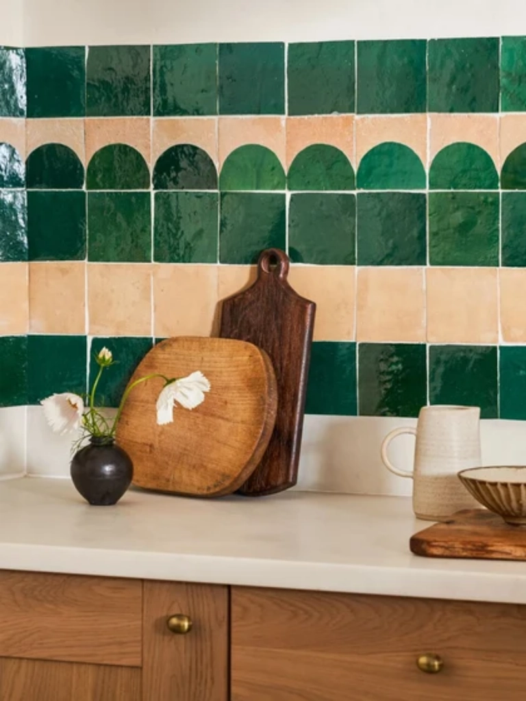 Ceramic tiles kitchen design