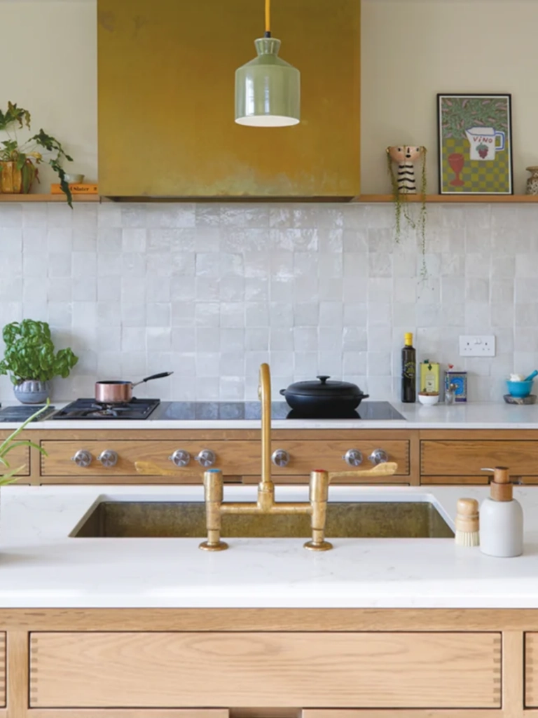 Ceramic tiles kitchen design