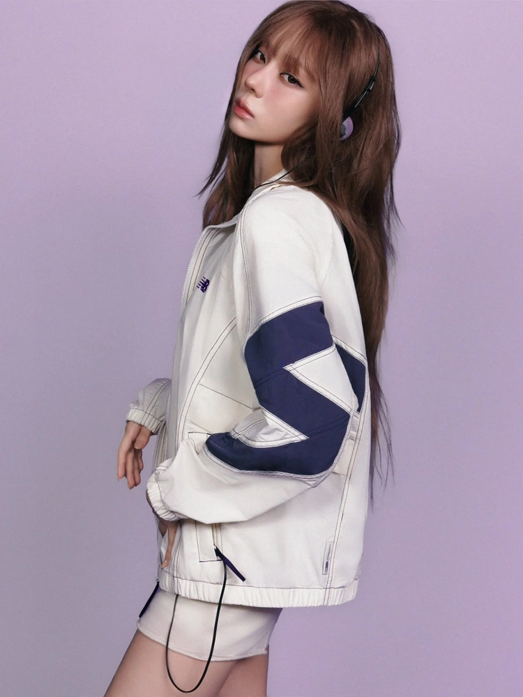 The Windbreaker Is Fall 2026’s Unskippable Jacket 10