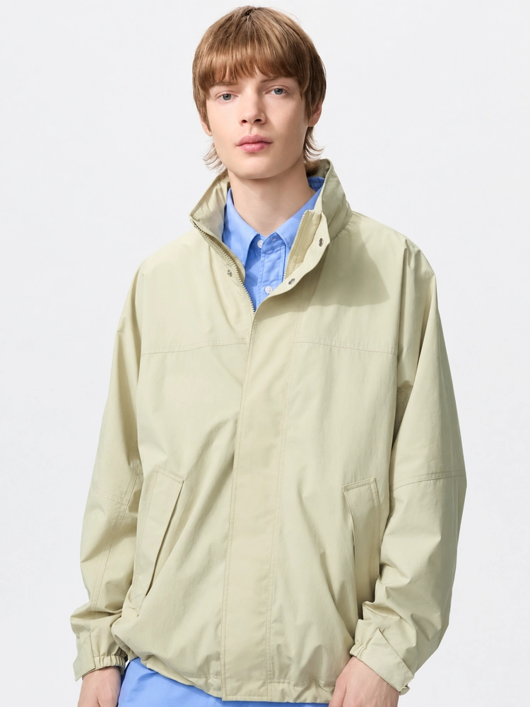 The Windbreaker Is Fall 2026’s Unskippable Jacket 11