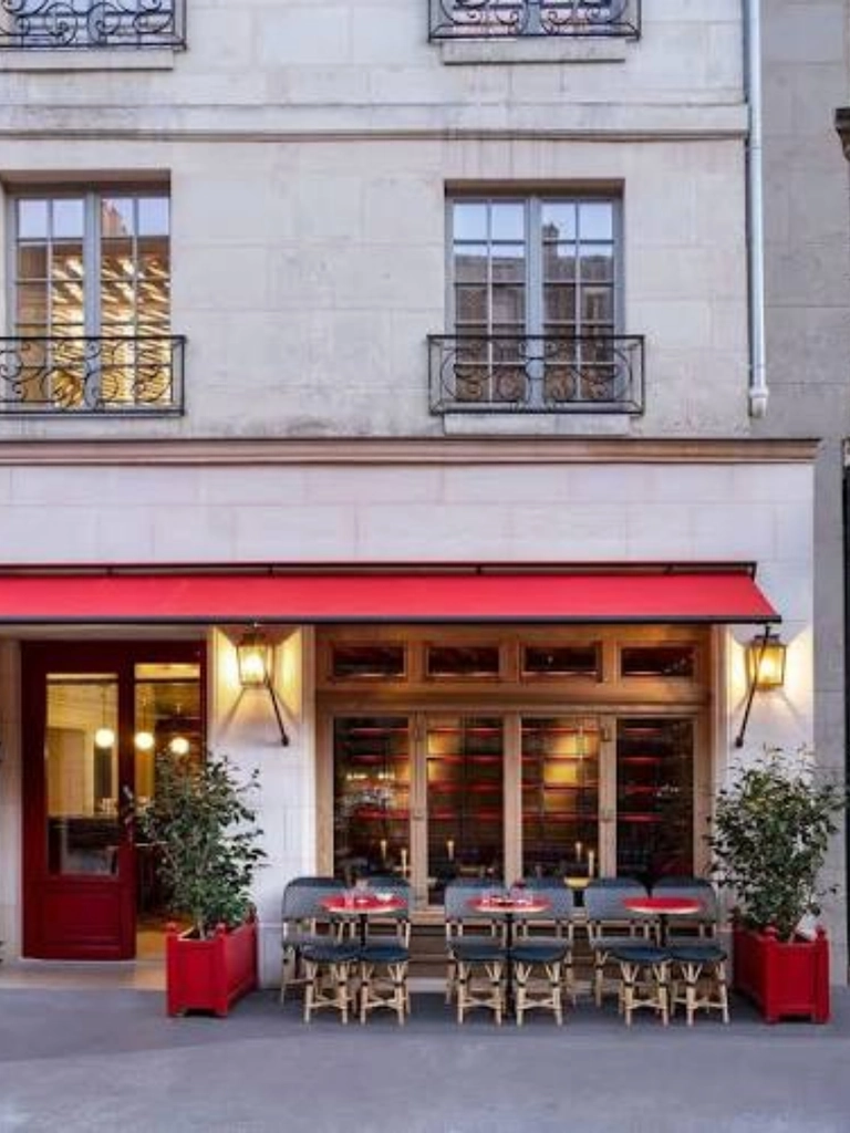 parisian Boutique bars