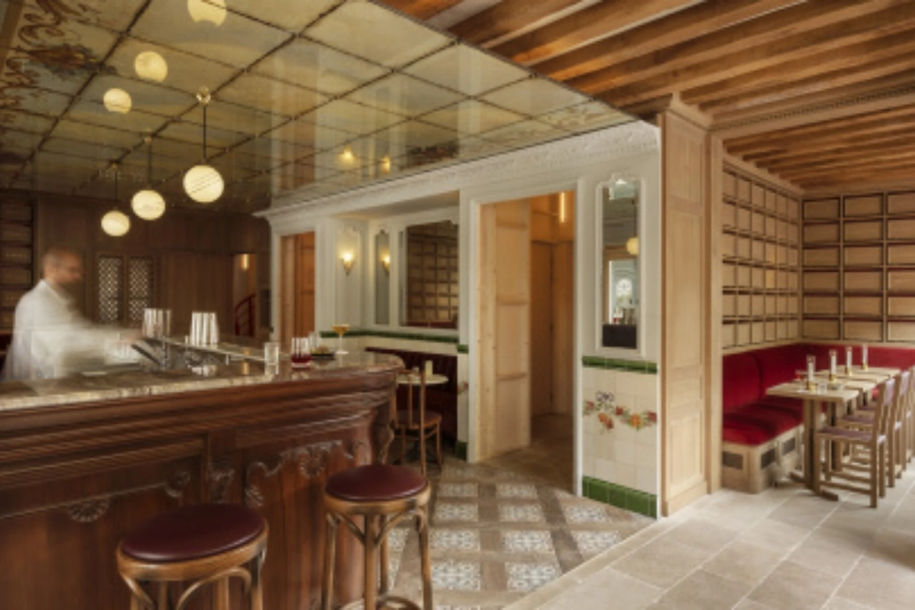 parisian Boutique bars