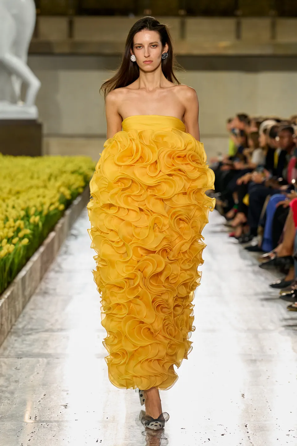 Carolina Herrera SS27 17