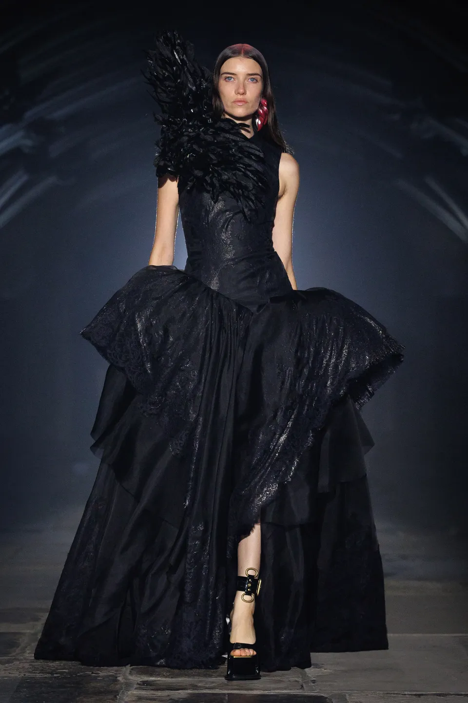 McQueen SS27 10