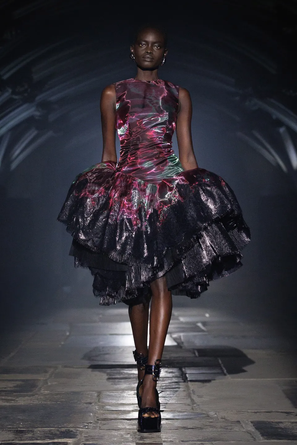 McQueen SS27 16