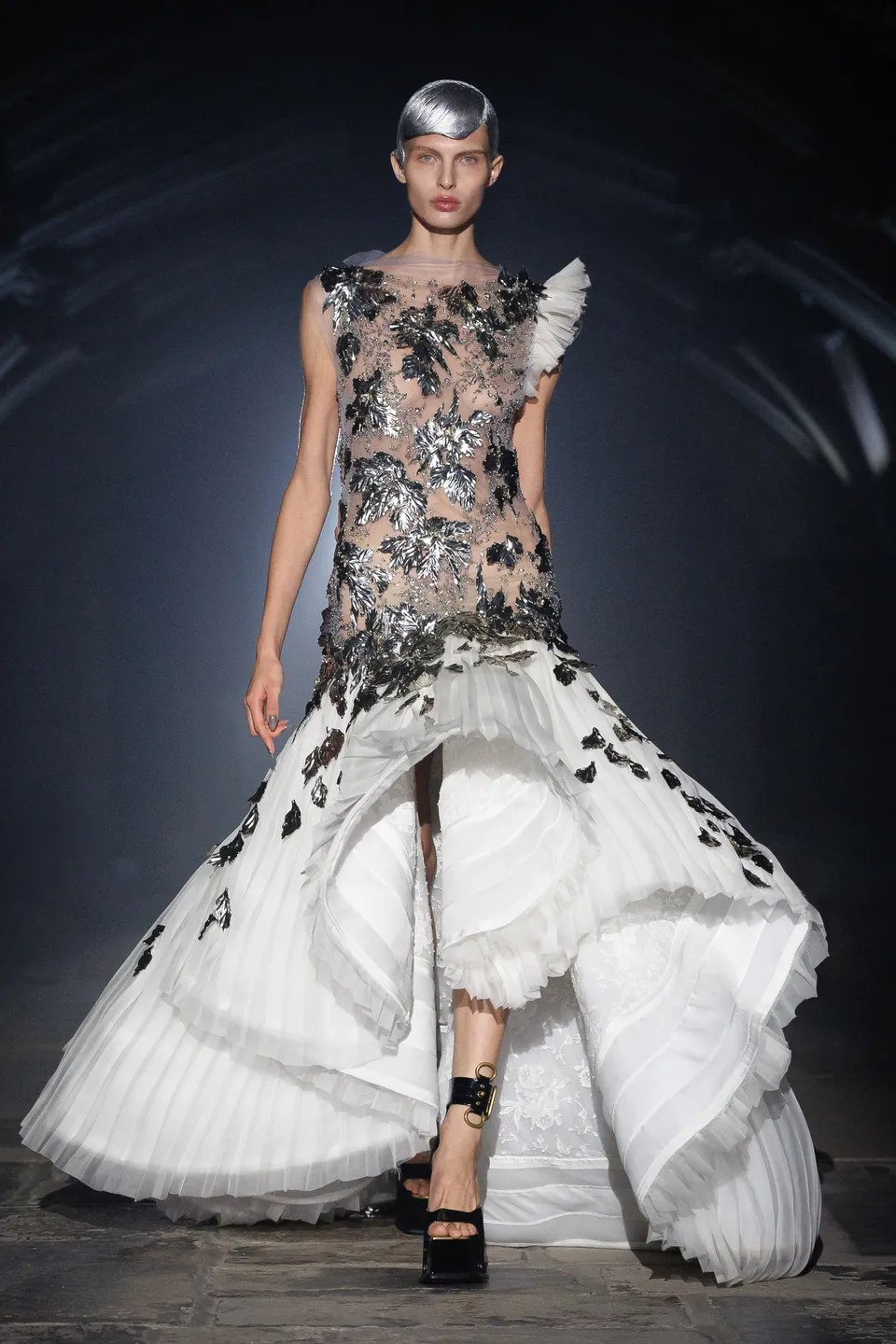 McQueen SS27 18