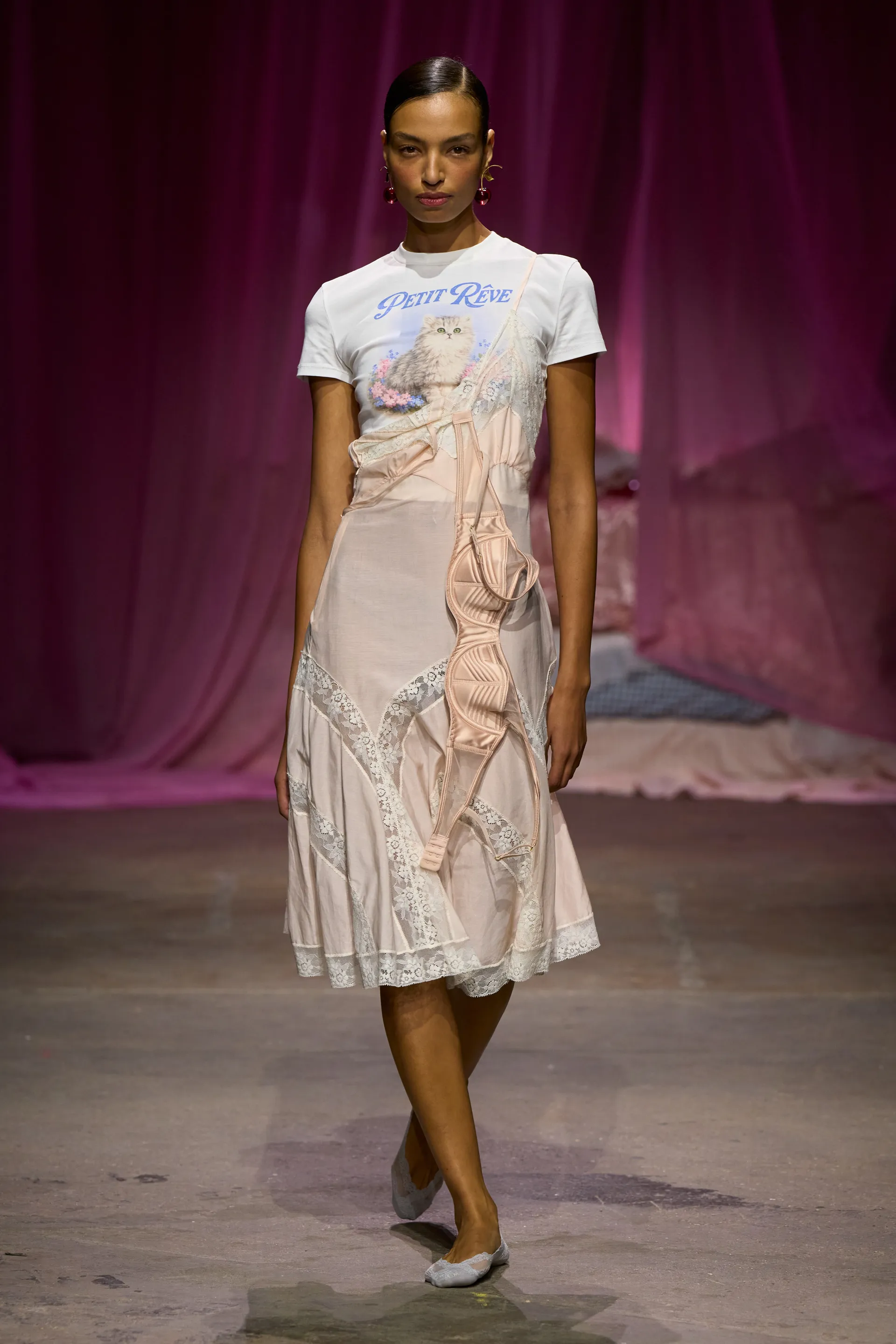 Yuhan Wang SS27 4