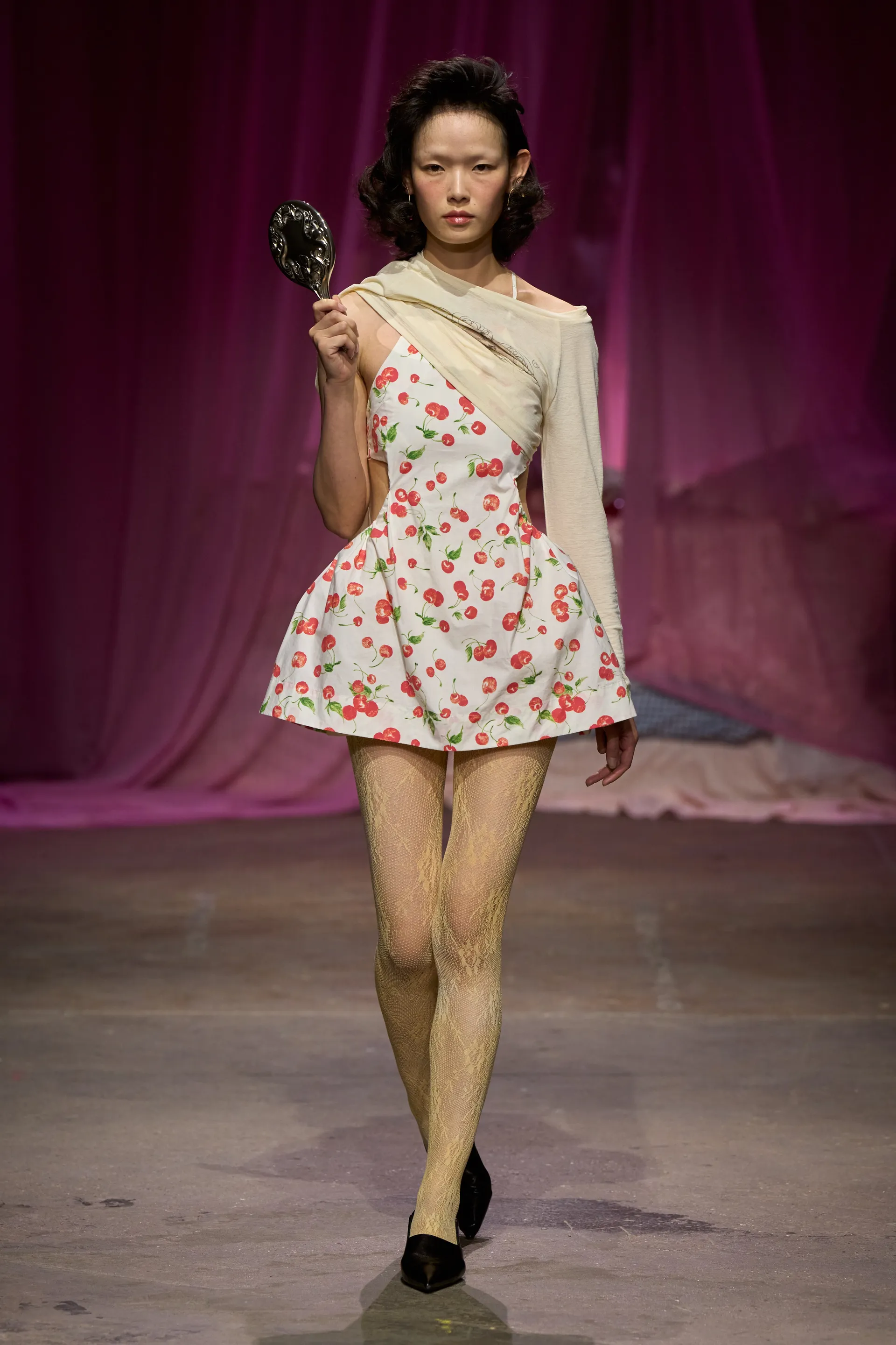 Yuhan Wang SS27 6