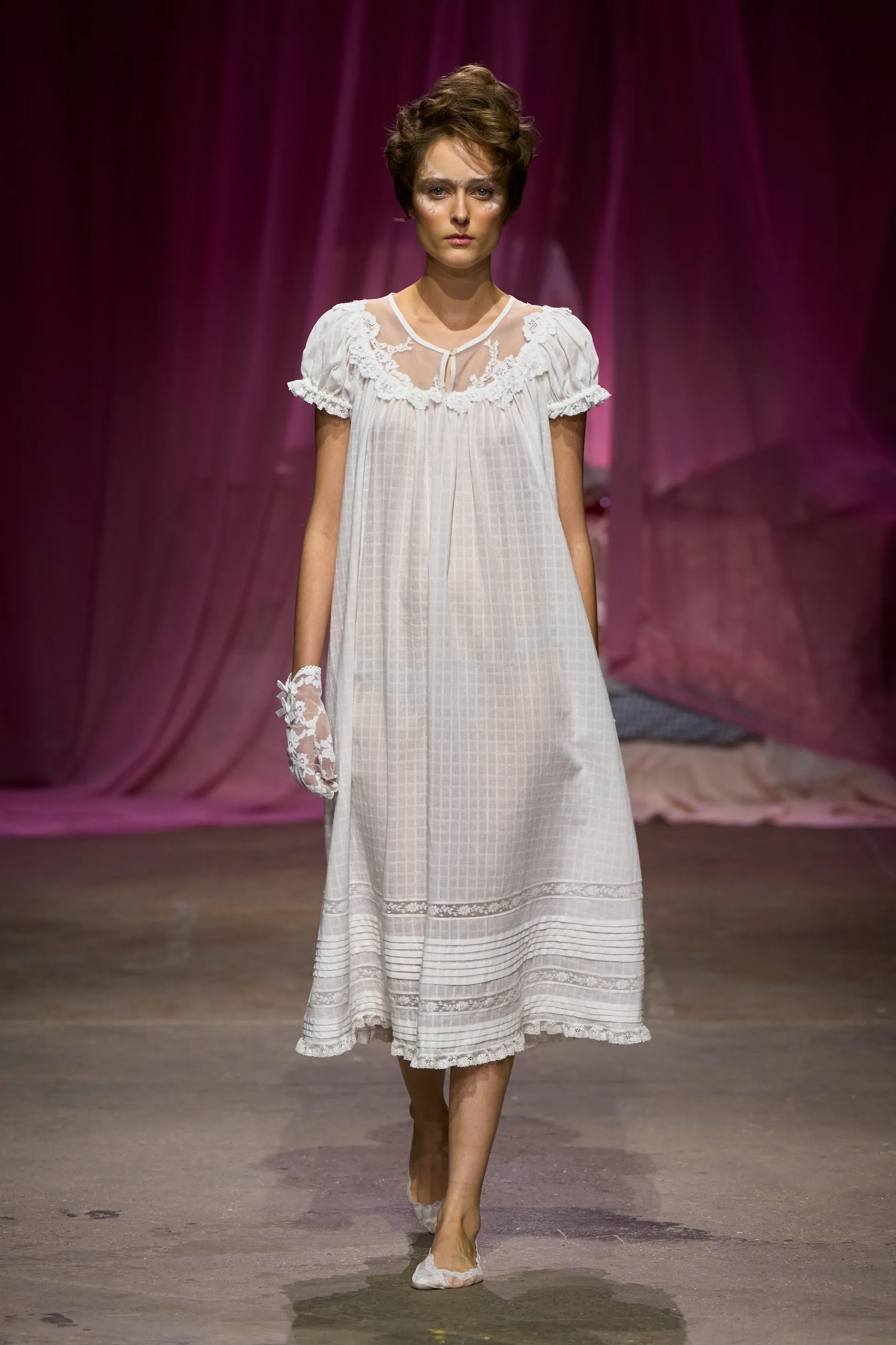 Yuhan Wang SS27 b