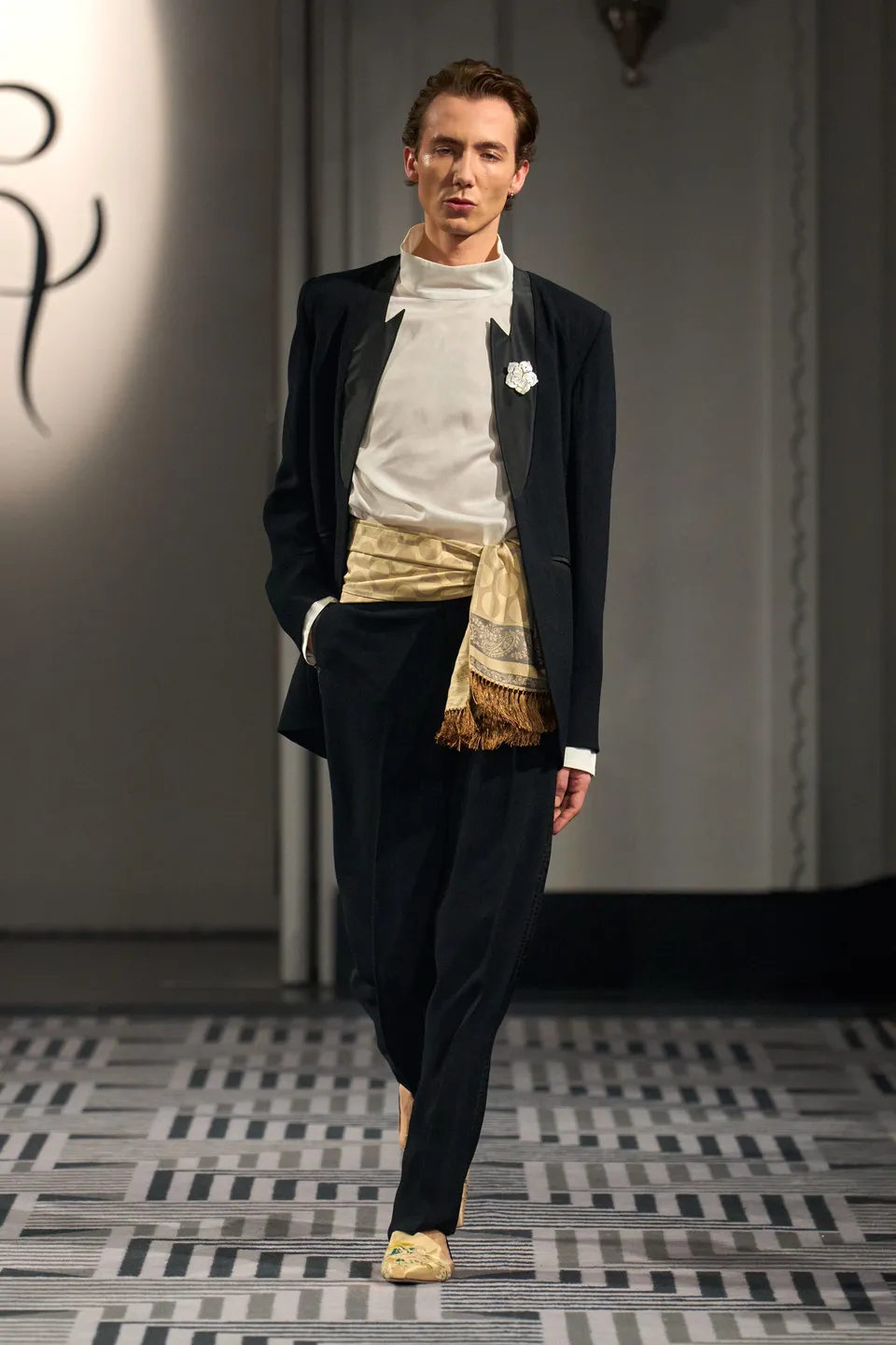 Cummerbund 9