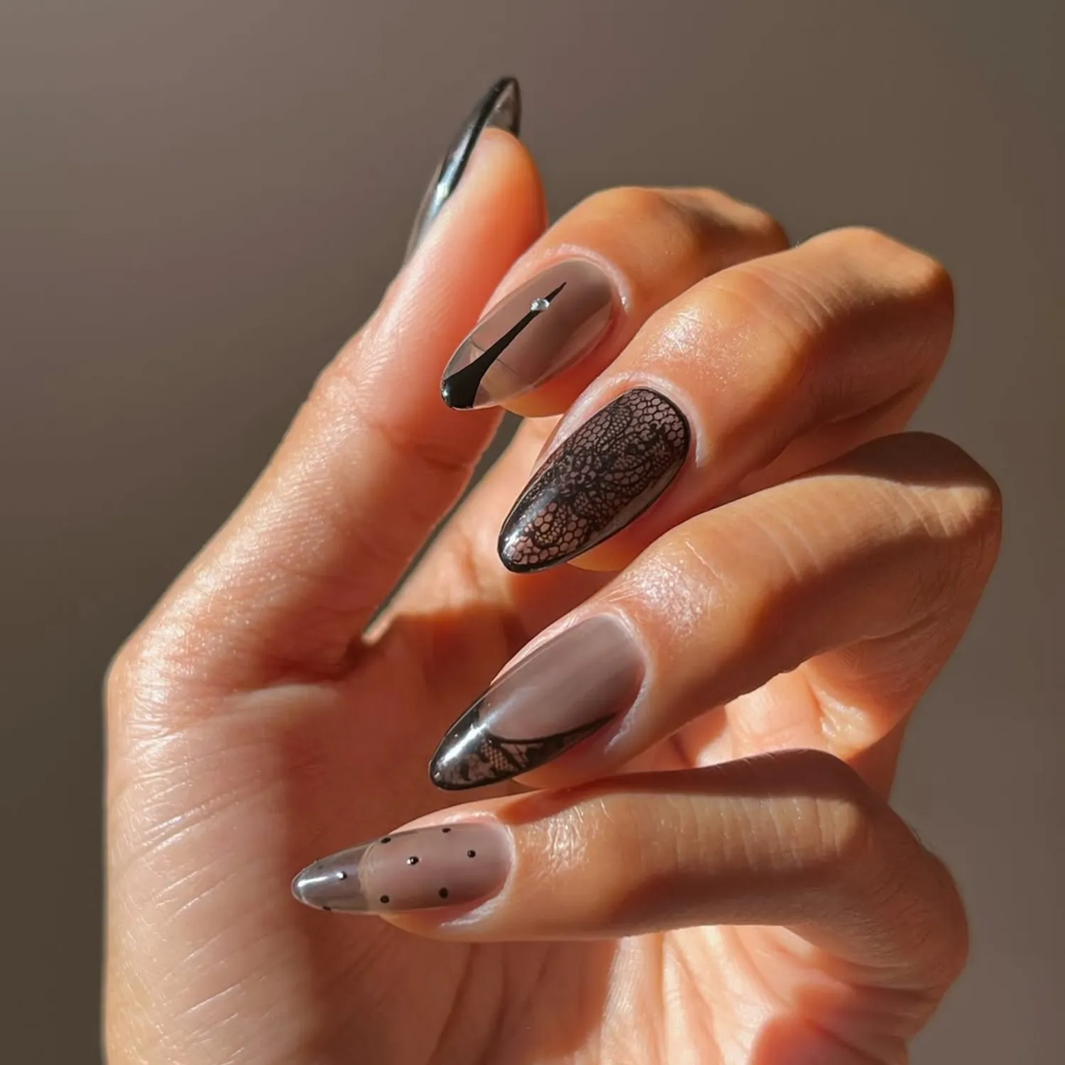 Lace Nails Wear Like a Veil 2