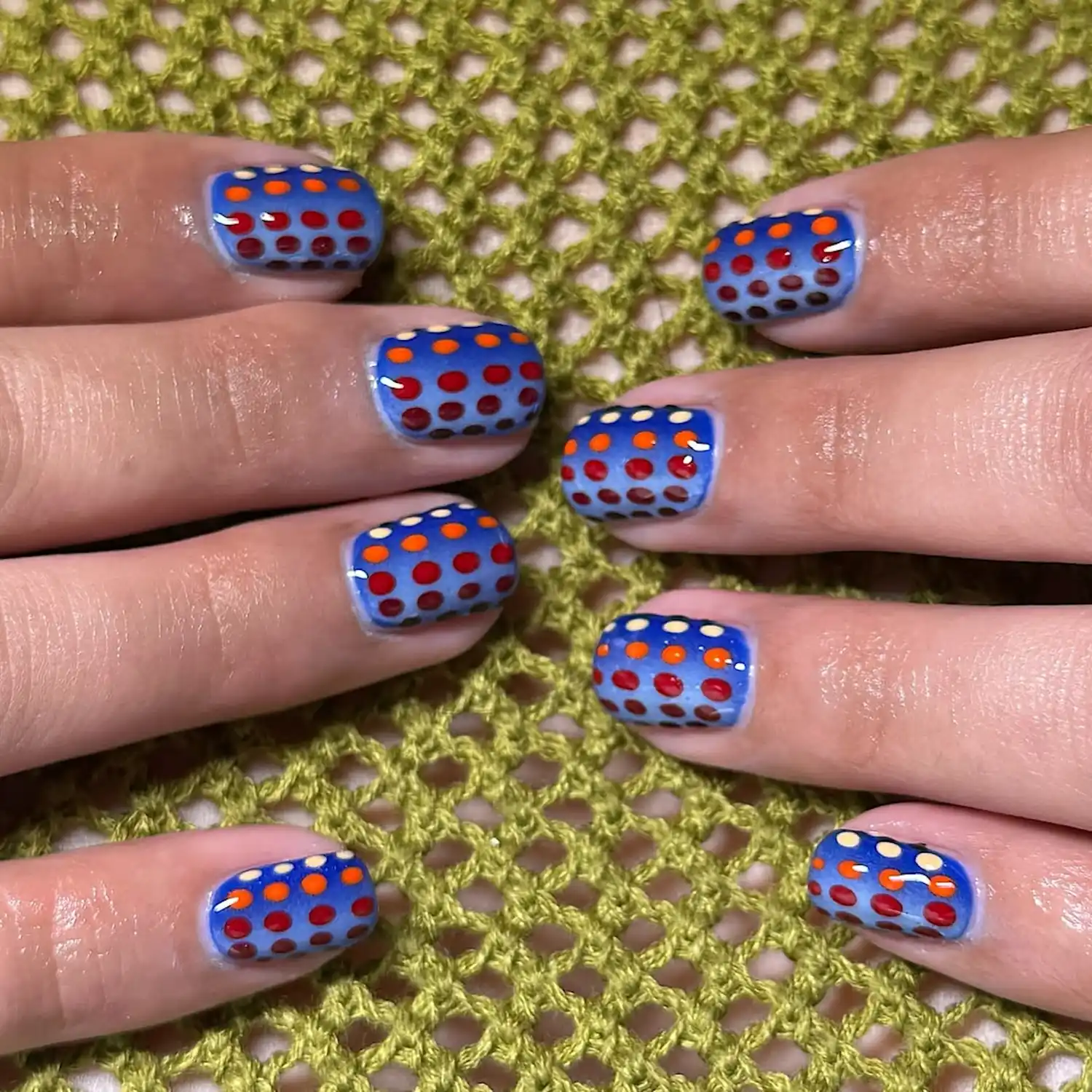 Polka Dot Nails 0