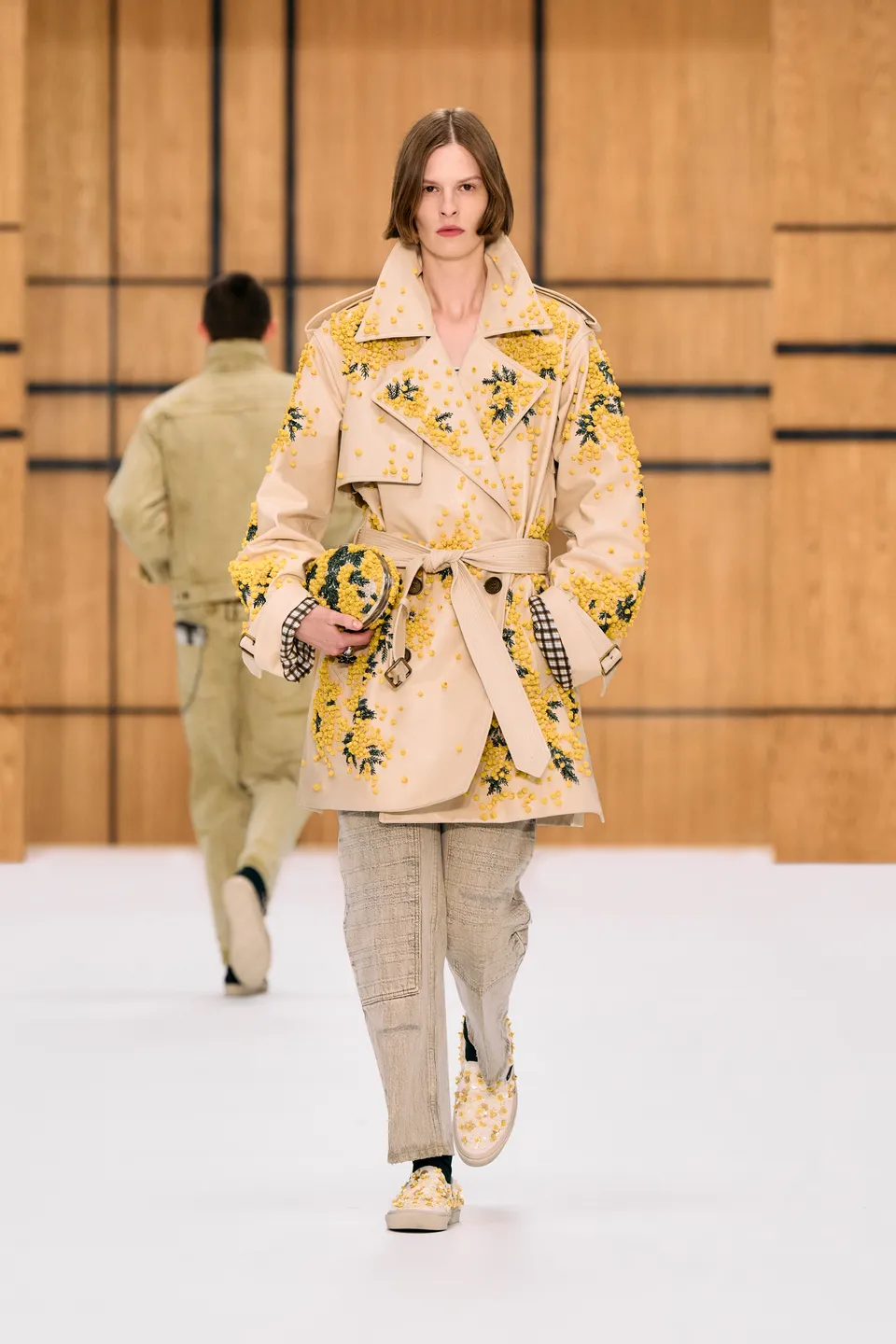 Burberry SS27 17