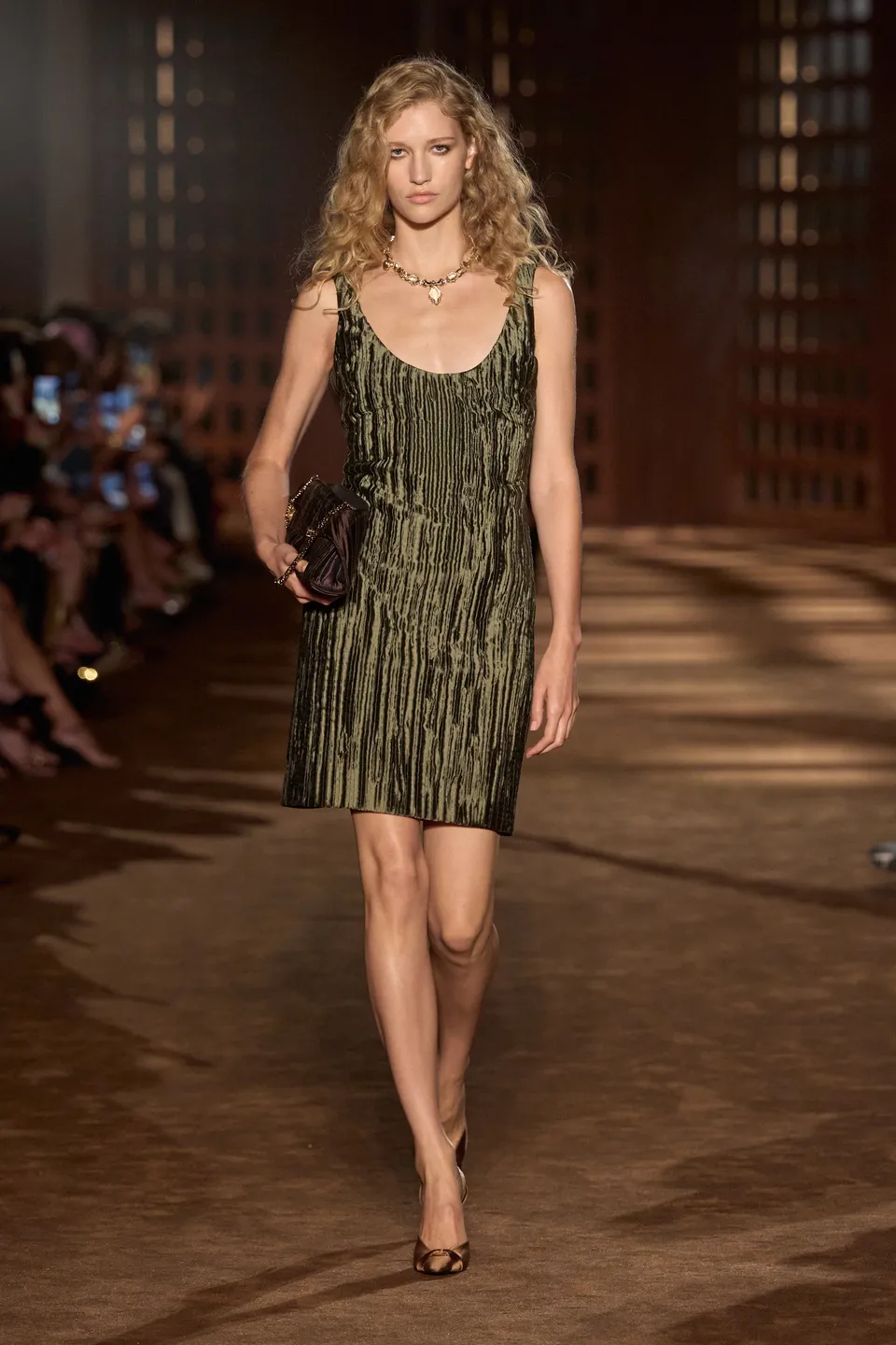 Ferragamo SS27 5