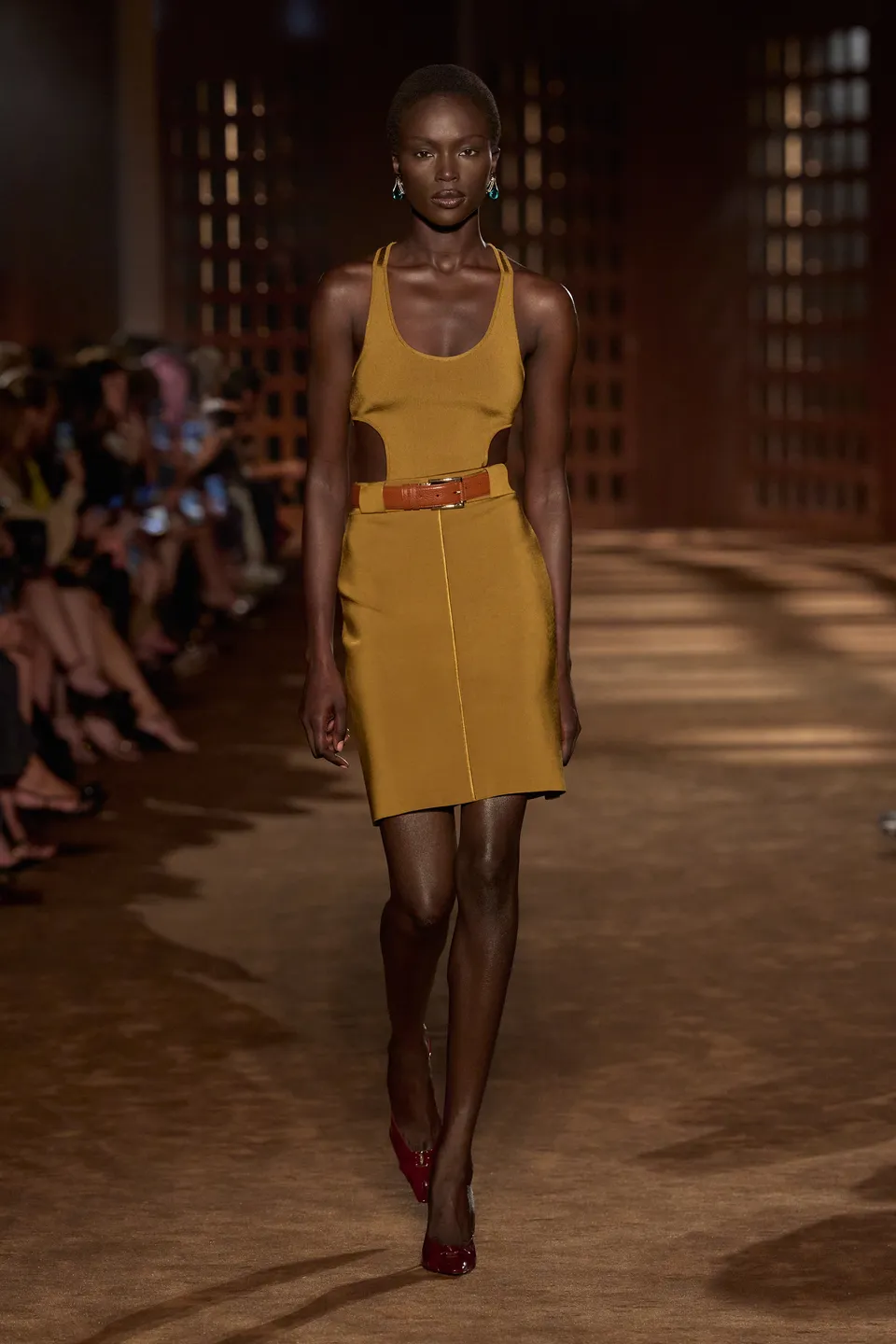 Ferragamo SS27 12