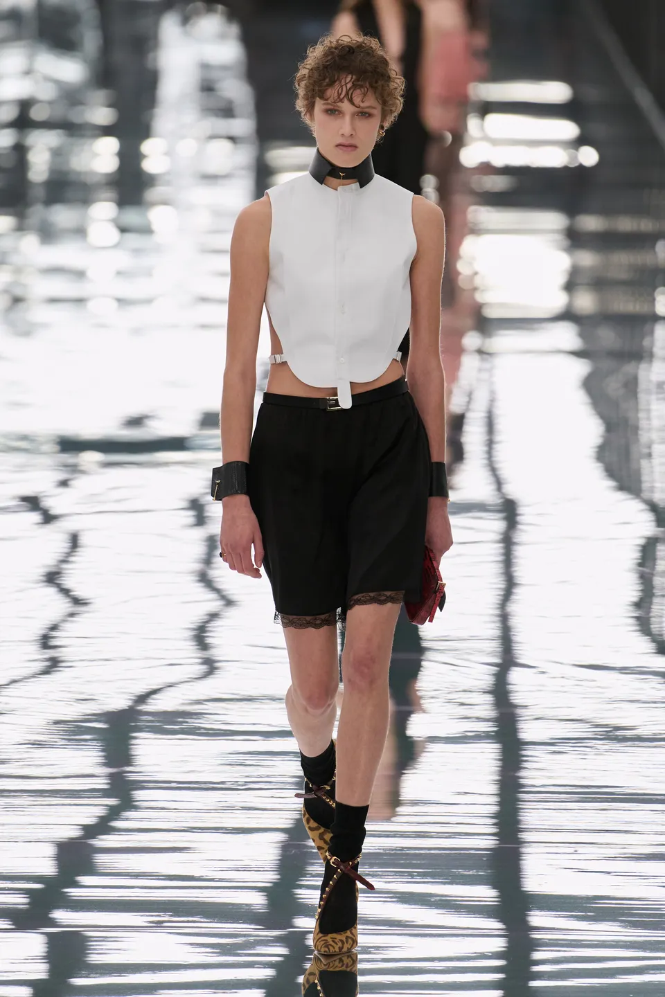 Fendi SS27 17