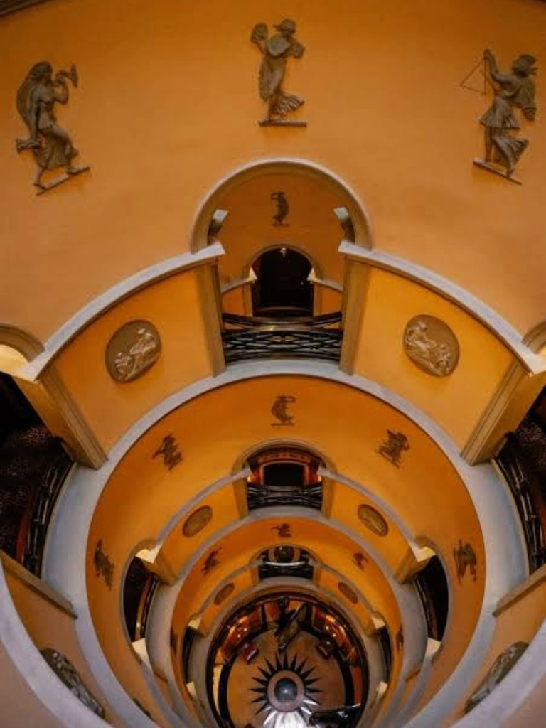 city as gallery