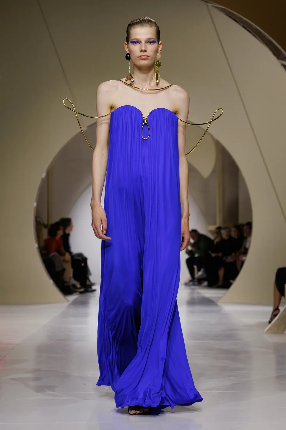 Givenchy SS27 9