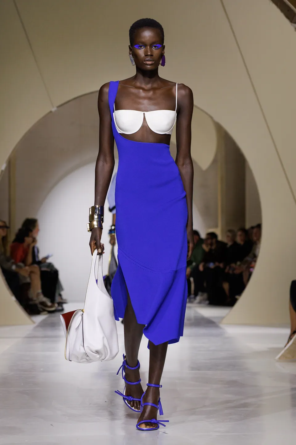 Givenchy SS27 10