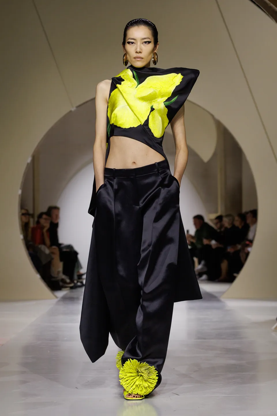 Givenchy SS27 1