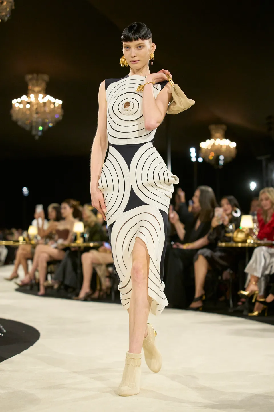 Schiaparelli SS27 8