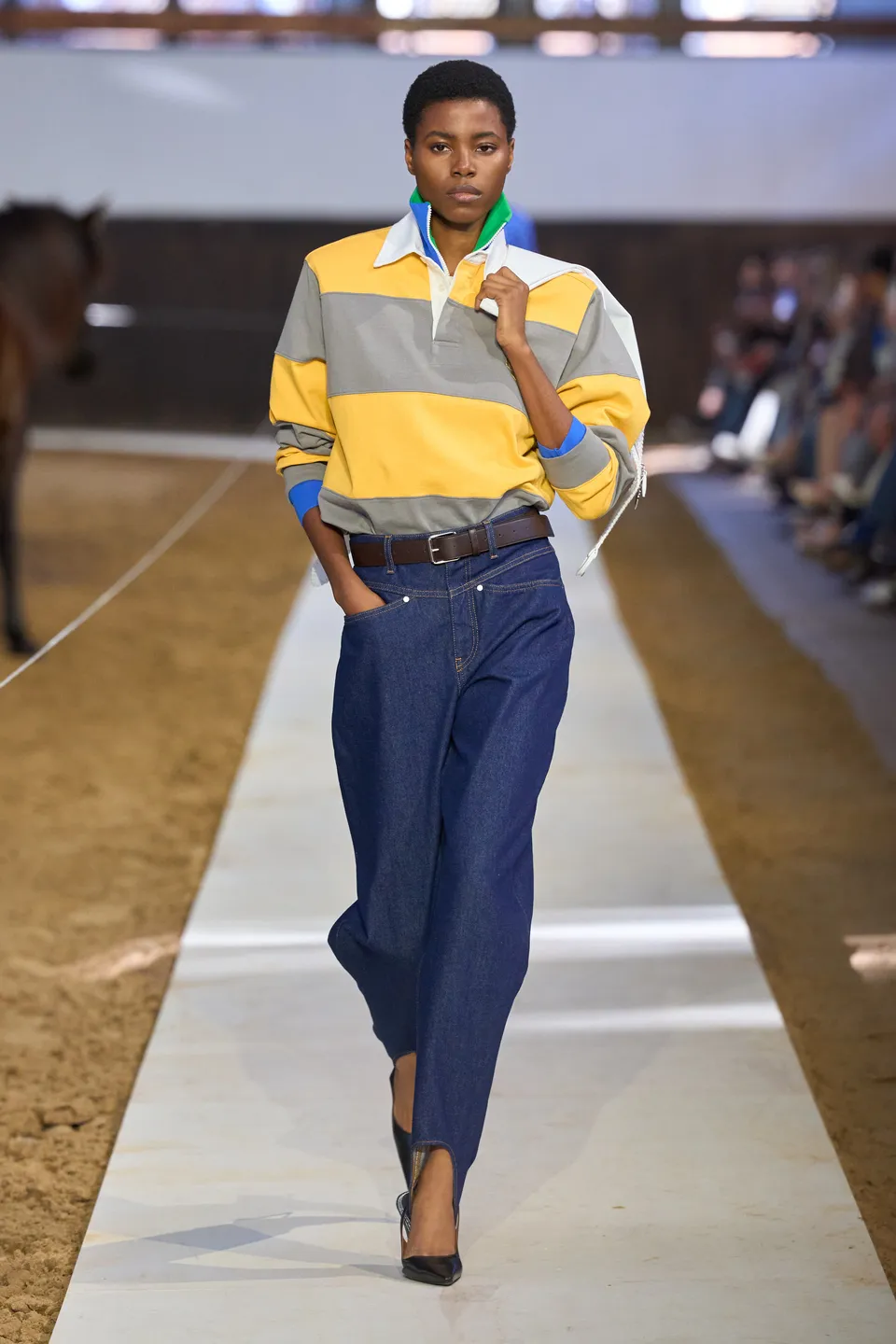 Old Denim Goes Back to Fibre 0