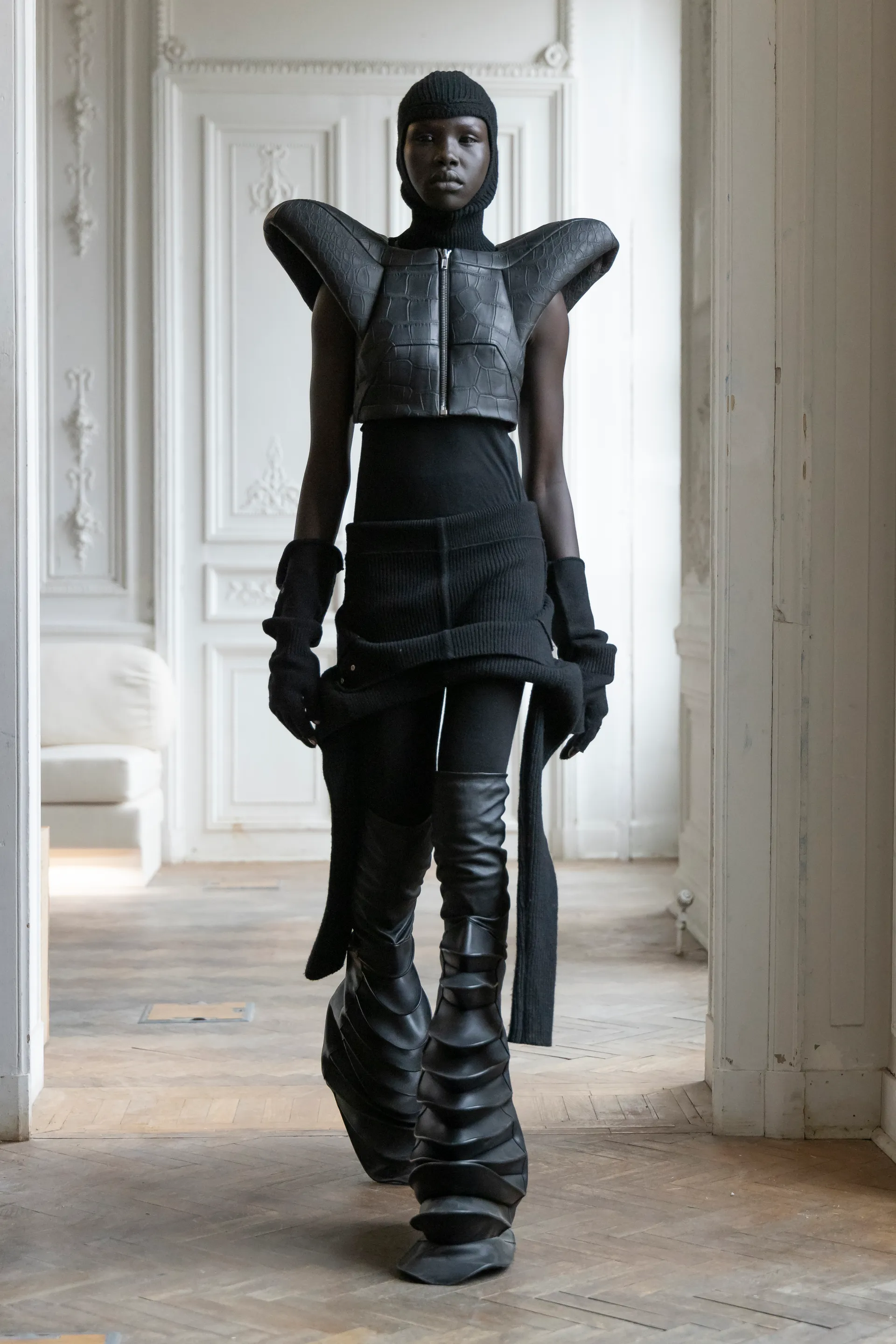 avant-garde fashion 2