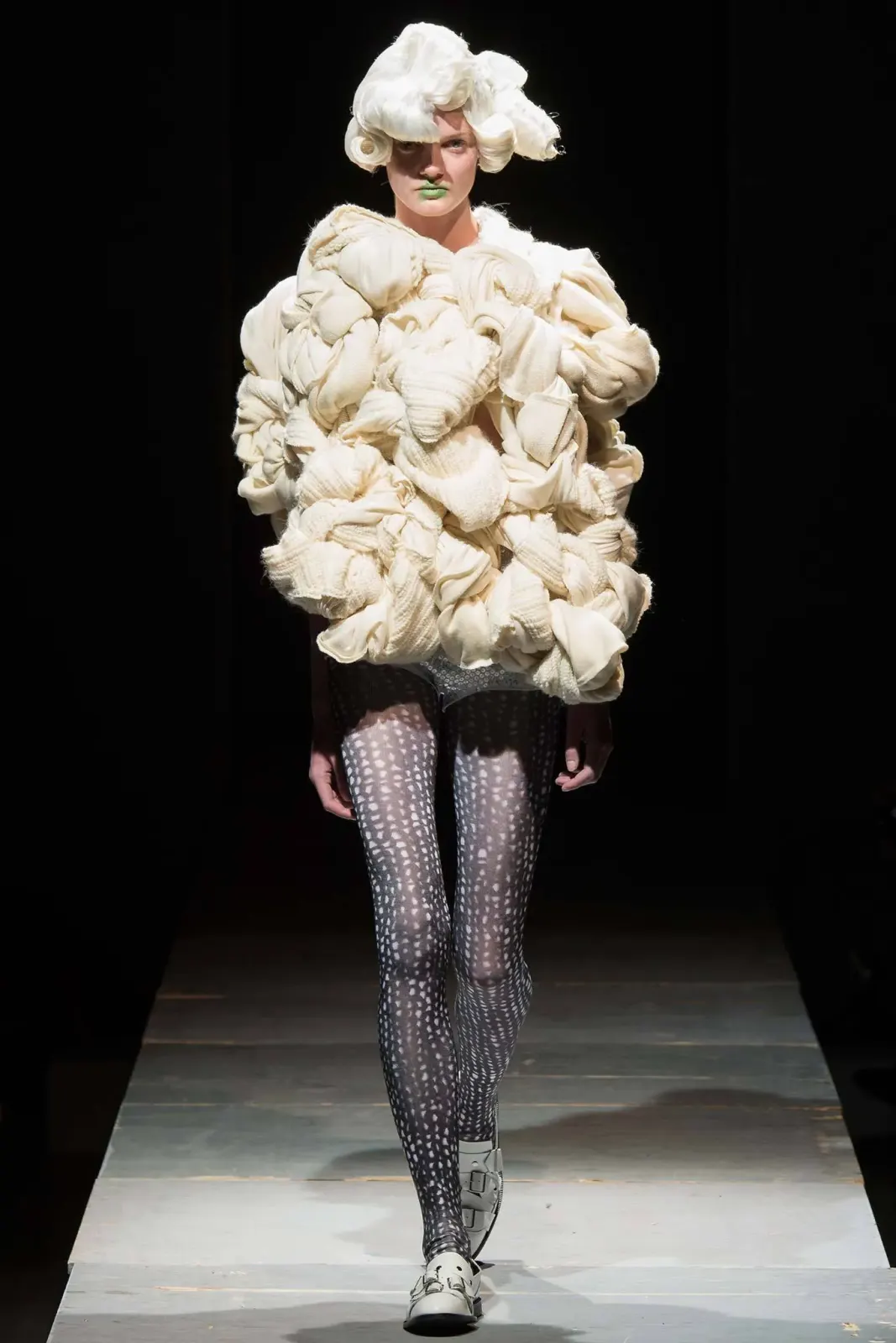 avant-garde style 12