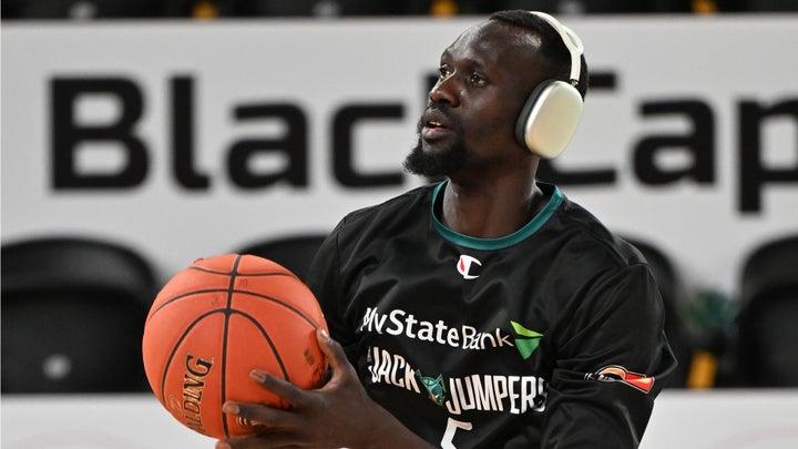 Deng embraces big moments for JackJumpers