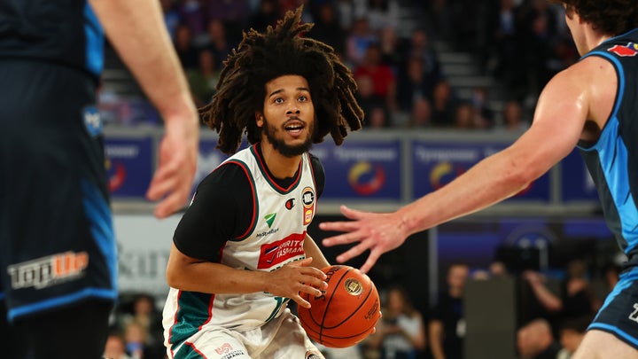 JackJumpers shine under the Melbourne stars