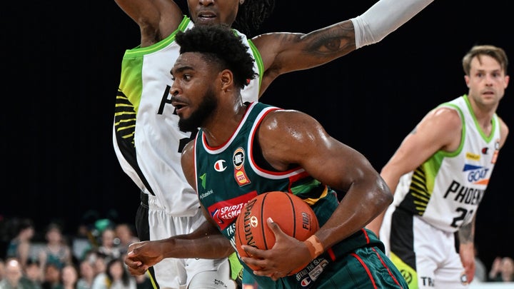 JackJumpers fall short in Silverdome shootout