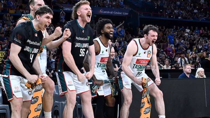 Starks perfect spark as Bannan continues to shine