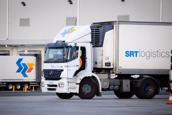JackJumpers Congratulate Foundation Partner SRT Logistics