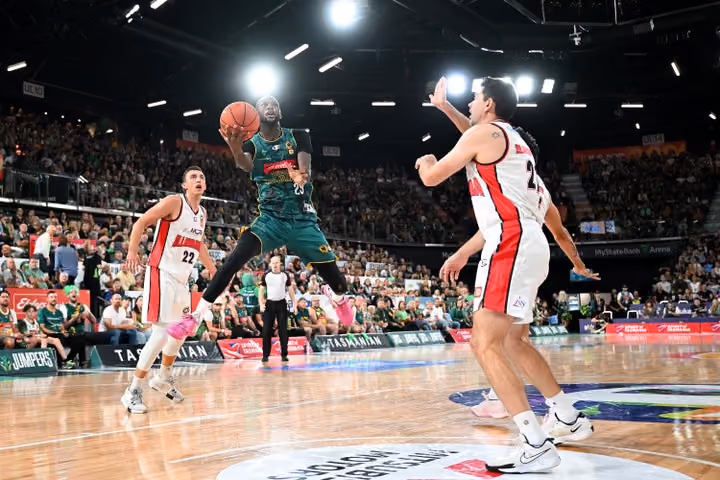 JackJumpers Show Fight, but Hawks Stay on Top