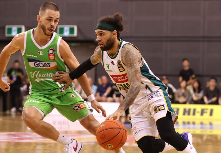 JackJumpers Show Early Fight but Fall Short Against Phoenix