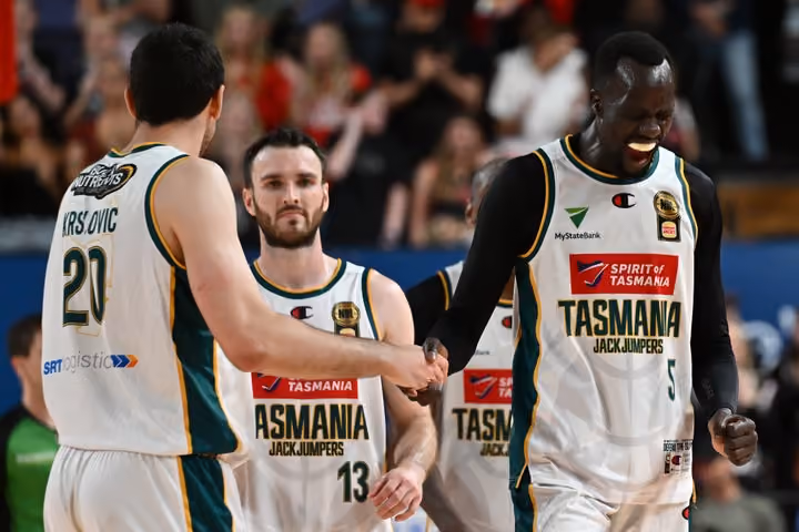 JackJumpers Show Grit but Fall Short Against Hawks in Nail-Biter