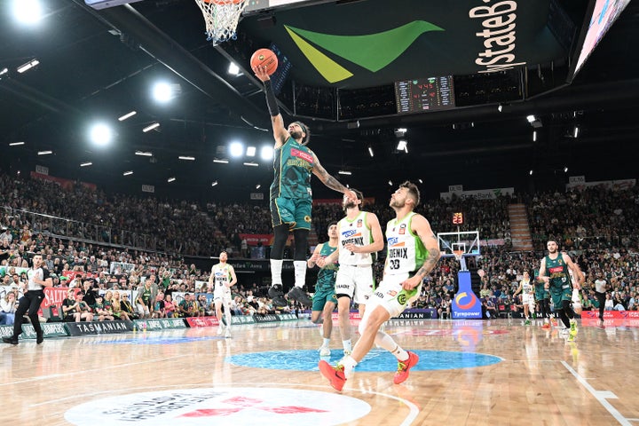 Phoenix Prevail as JackJumpers Fight Through Tough Contest at MyState Bank Arena