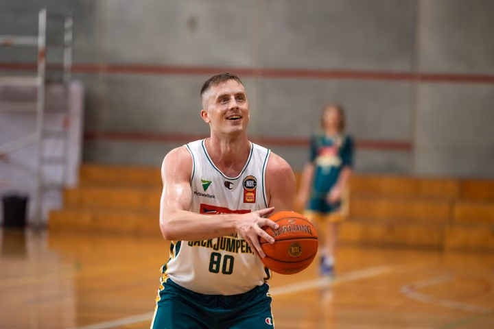 Ian Hummer Joins Tasmania JackJumpers Training Ahead of This Week’s Game
