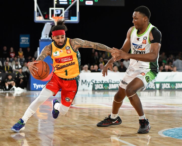 JackJumpers’ Strong Start Overturned as Phoenix Edge Out Win in Launceston