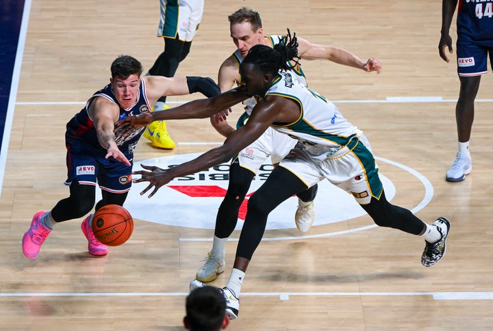 Match Report v Adelaide 36ers (Round 5 NBL25)